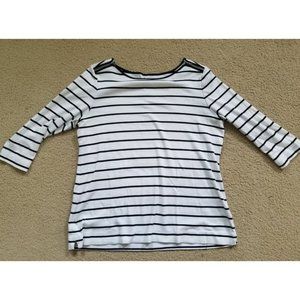 White and Black Striped 3/4 Sleeve Top